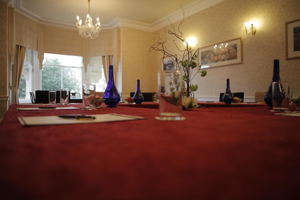 The Red Lea Hotel Скарборо Экстерьер фото